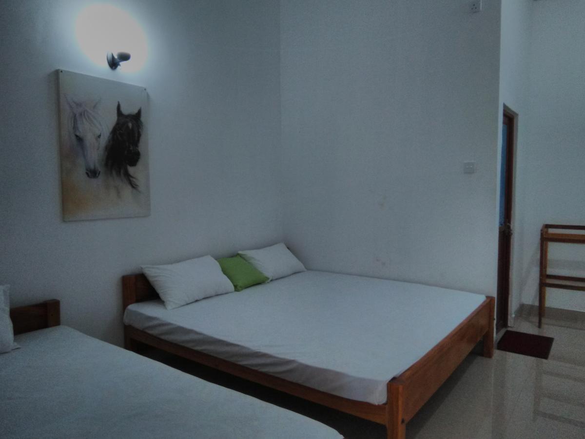 Hotel Amadi Rest Kataragama Zewnętrze zdjęcie
